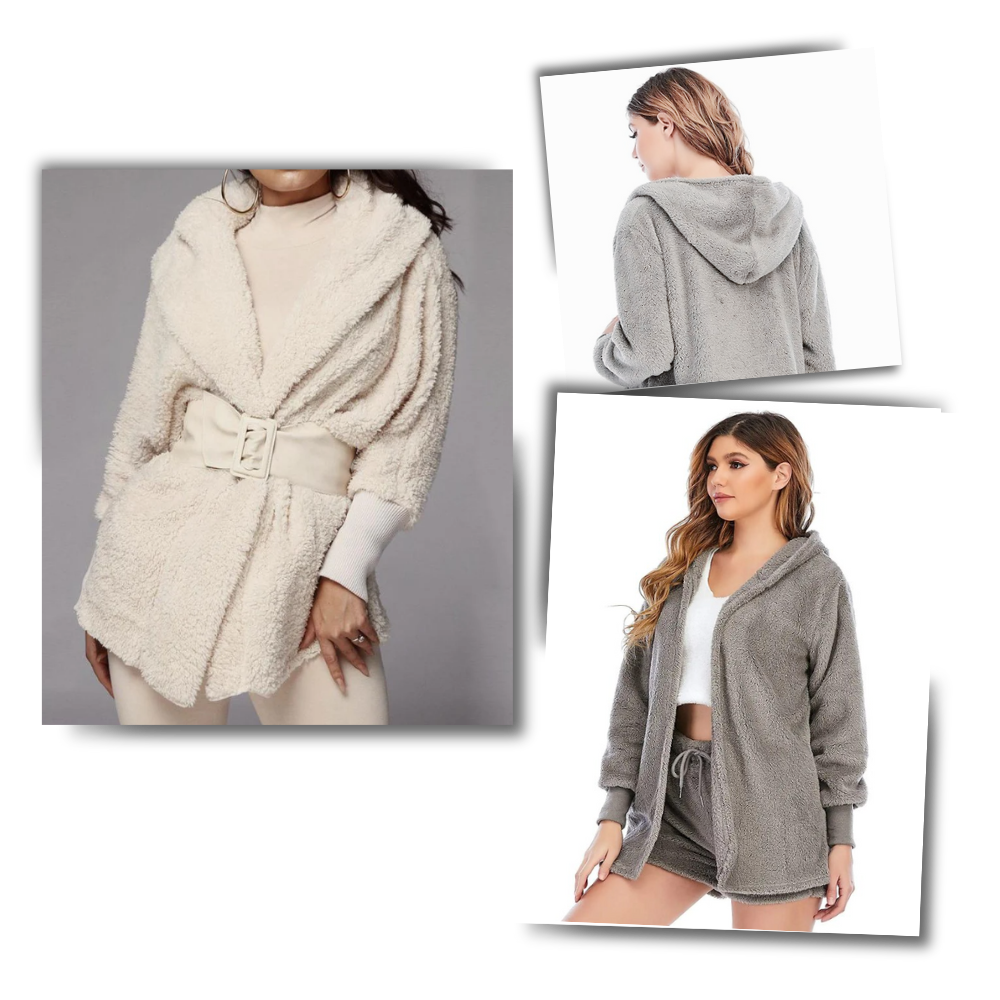 Alsidigt stilfuldt pyjamassæt med shorts
- Ozerty